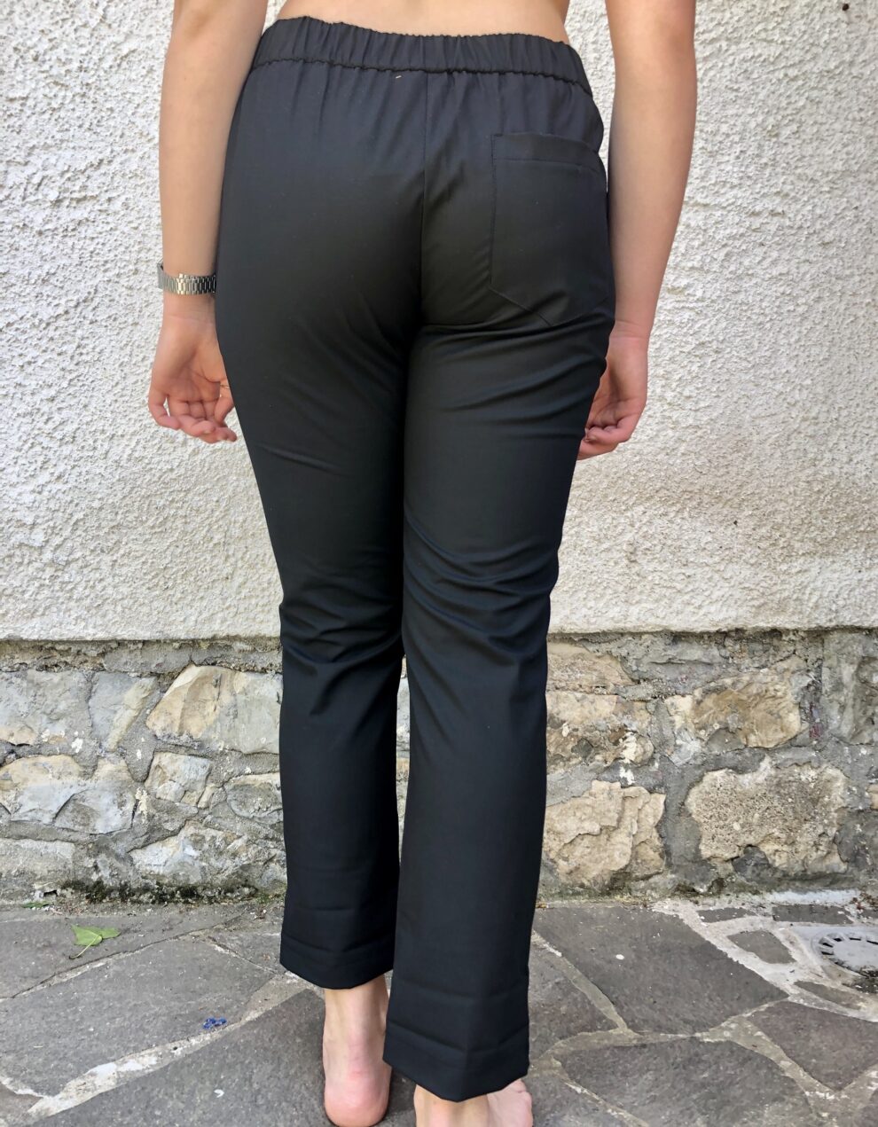 Pantalone Nero Nam particolare - dietro